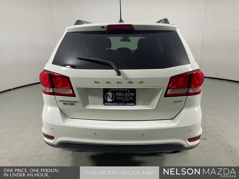 Used 2018 Dodge Journey SXT FWD image 7