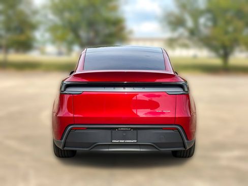 Used 2026 Tesla Model Y Long Range AWD/4WD image 11