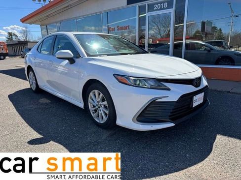 Used 2022 Toyota Camry LE AWD/4WD image 1
