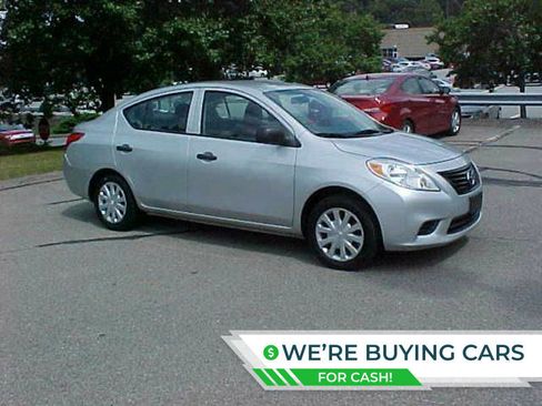 Used 2012 Nissan Versa S w/ Cruise Control Pkg image 1