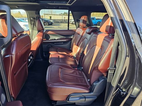 Used 2023 Ford Expedition Max Limited image 24