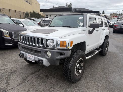 Used 2008 HUMMER H3 image 1