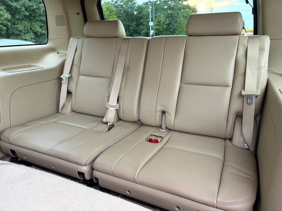 Used 2010 Cadillac Escalade 4WD Hybrid image 51