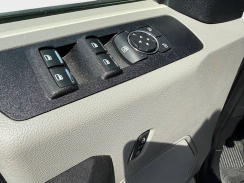 Used 2019 Ford F350 XL w/ Power Equipment Group AWD/4WD image 11