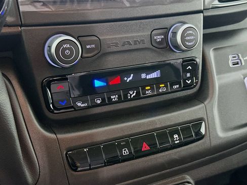 New 2026 RAM ProMaster 1500 w/ Convenience Group FWD image 15