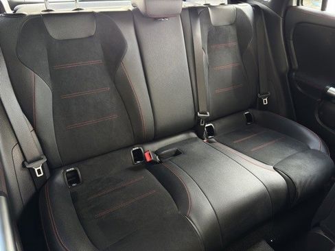 New 2025 Mercedes-Benz GLA 250 image 15