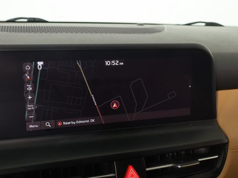 Used 2024 Kia Seltos EX FWD image 7