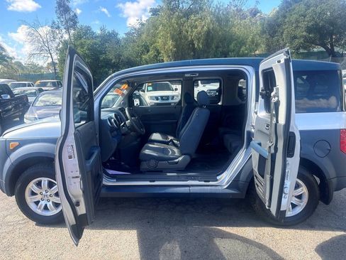 Used 2006 Honda Element EX image 9