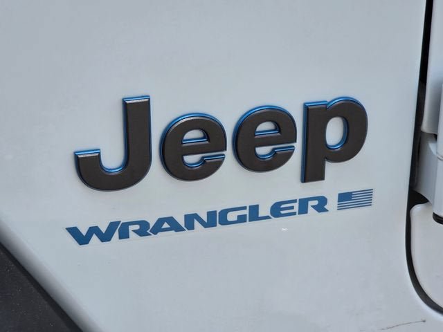 Used 2024 Jeep Wrangler Unlimited Rubicon 4xe AWD/4WD image 10