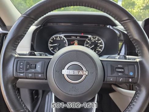 Used 2024 Nissan Pathfinder SV FWD image 25