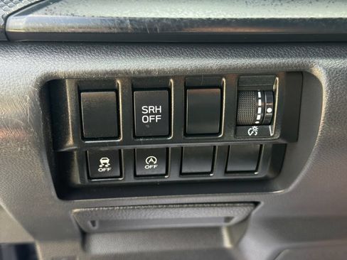 Used 2023 Subaru Forester AWD/4WD image 20