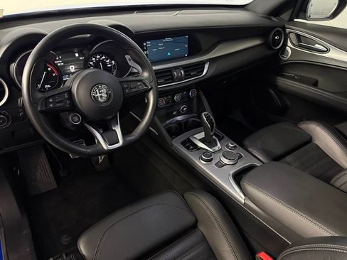Used 2023 Alfa Romeo Stelvio Veloce AWD/4WD image 14