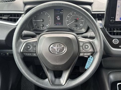 Used 2024 Toyota Corolla LE FWD image 13