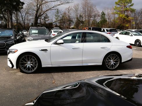 New 2026 Mercedes-Benz E 53 AMG e 4MATIC Sedan image 6