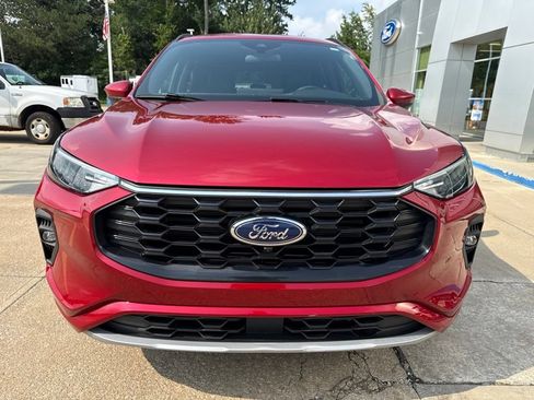 Used 2023 Ford Escape ST-Line Select w/ Tech Pack #2 AWD/4WD image 30