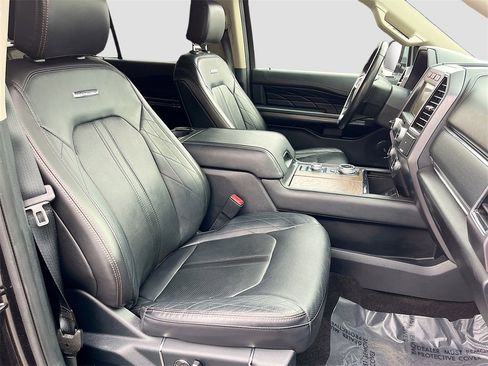 Used 2021 Ford Expedition Platinum image 31