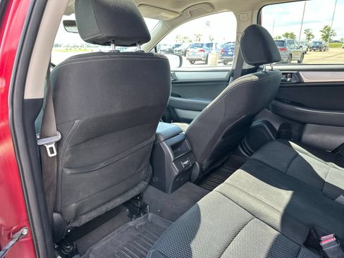 Used 2018 Subaru Outback 2.5i Premium AWD/4WD image 20