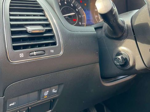 Used 2017 Nissan Armada Platinum image 26