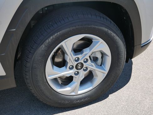 Certified 2023 Hyundai Tucson SEL AWD/4WD image 15