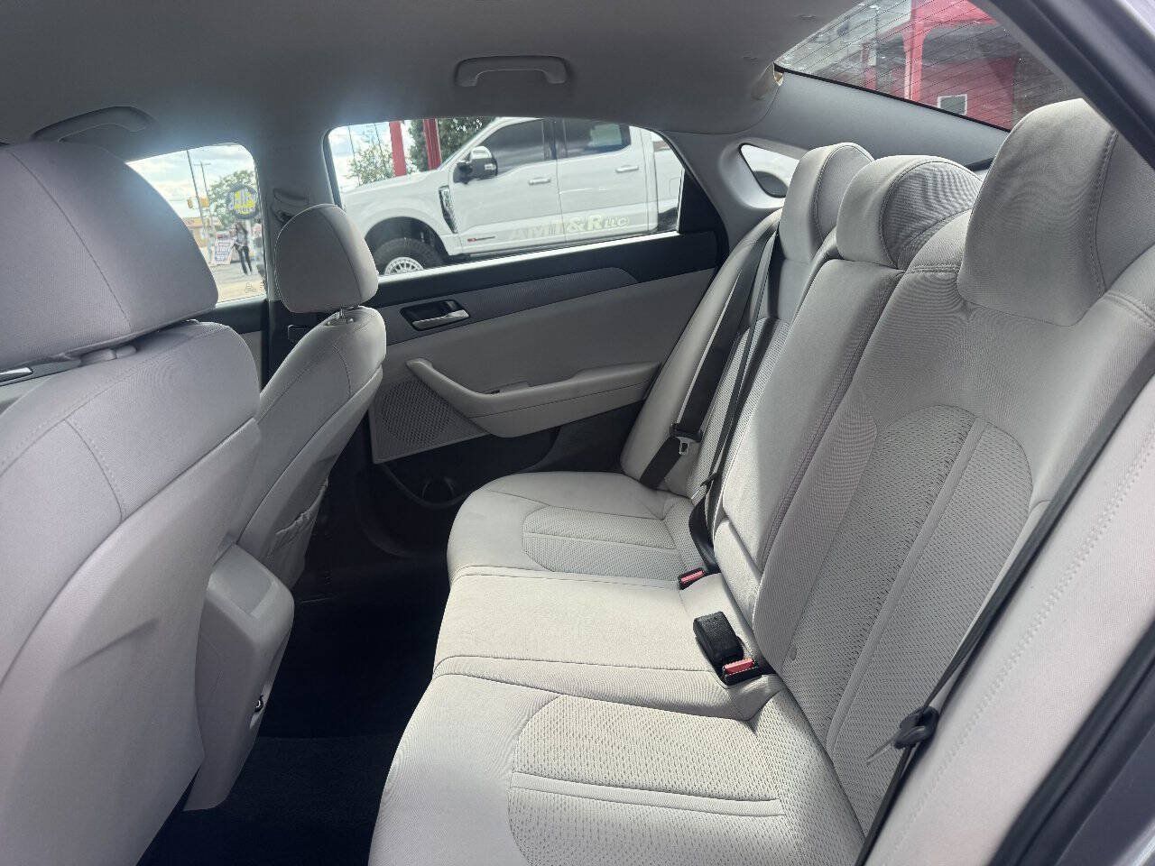 Used 2019 Hyundai Sonata SE FWD image 13