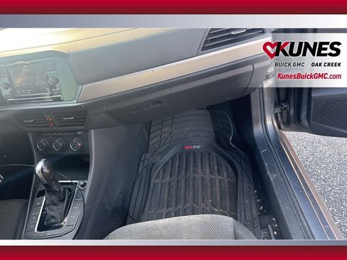 Used 2019 Volkswagen Jetta S image 17