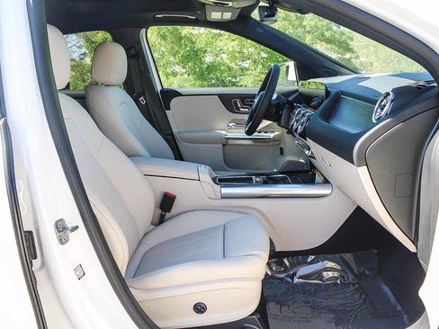 New 2026 Mercedes-Benz GLA 250 4MATIC image 17