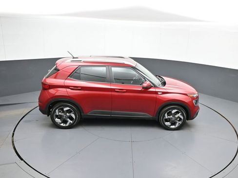 Certified 2023 Hyundai Venue Limited w/ Cargo Package FWD image 35