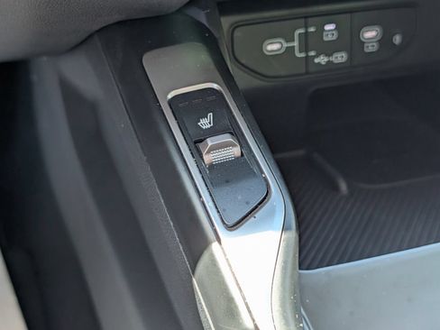 Used 2025 Kia Sorento EX w/ EX Panoramic Sunroof Package FWD image 11