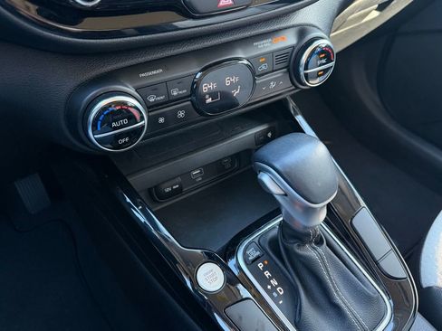 Used 2023 Kia Soul GT-Line image 22