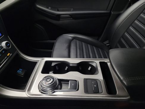 Used 2023 Ford Edge SEL image 26