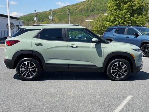 New 2026 Chevrolet TrailBlazer LT w/ Convenience Package AWD/4WD image 14