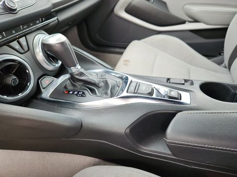 Used 2023 Chevrolet Camaro LT image 20