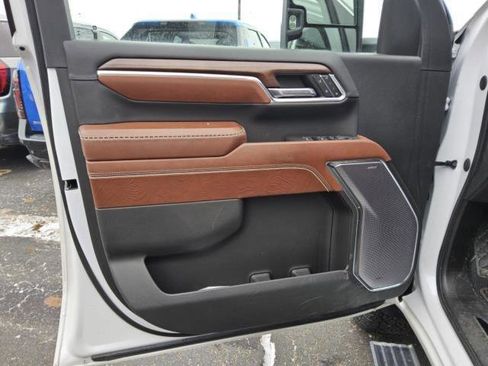 Used 2024 GMC Sierra 2500 Denali Ultimate w/ Max Trailering Package image 6