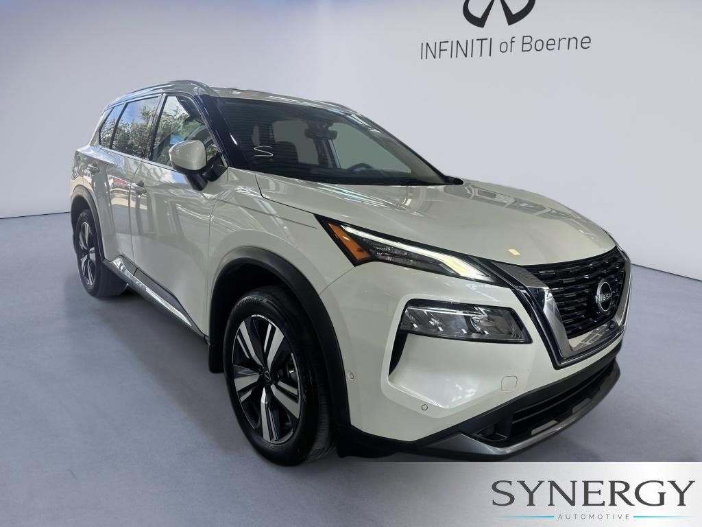 Used 2023 Nissan Rogue SL w/ SL Premium Package FWD image 2