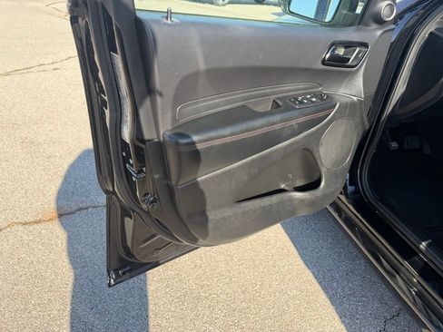 Used 2023 Dodge Durango GT image 18
