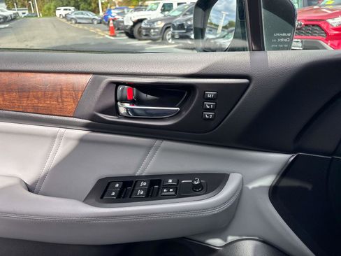 Used 2018 Subaru Outback 2.5i Limited image 20