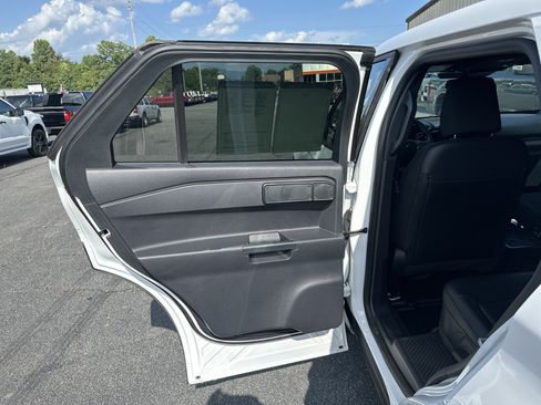 Used 2026 Ford Explorer 4WD Police Interceptor w/ Ready For The Road Package image 12