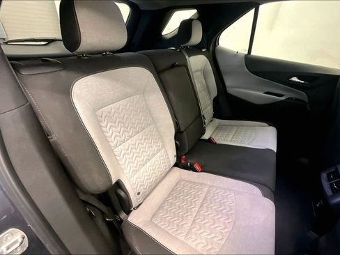 Used 2022 Chevrolet Equinox LS w/ LS Convenience Package image 23