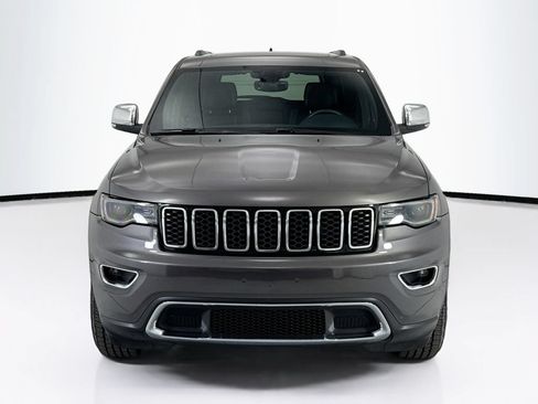 Used 2017 Jeep Grand Cherokee Limited w/ Luxury Group II RWD image 2