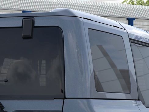 New 2025 Ford Bronco Badlands image 25