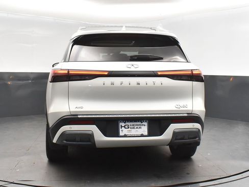 Certified 2022 INFINITI QX60 Luxe w/ Performance Audio Package image 6