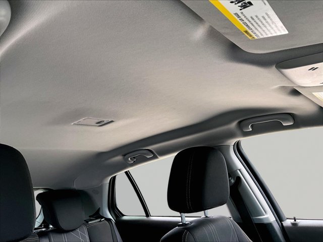 Used 2018 Chevrolet Trax LT FWD image 17