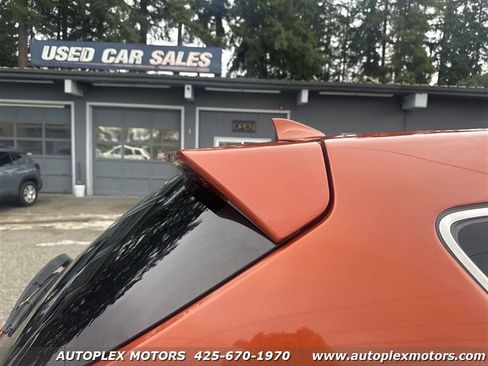 Used 2017 Hyundai Santa Fe Sport image 8