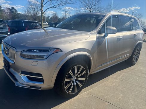 Used 2023 Volvo XC90 B6 Plus w/ Protection Package AWD/4WD image 26