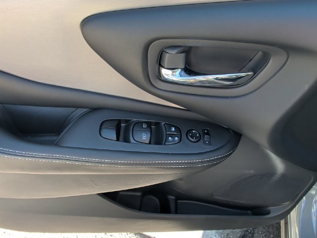 Used 2024 Nissan Murano SV w/ SV Midnight Edition Package AWD/4WD image 32