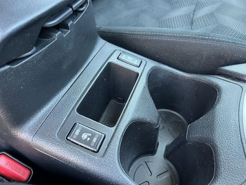 Used 2016 Nissan Rogue SV w/ SV Premium Package image 24