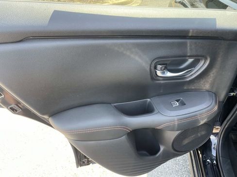 Used 2024 Honda HR-V Sport image 12