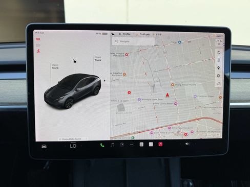 Used 2021 Tesla Model Y Long Range AWD/4WD image 11
