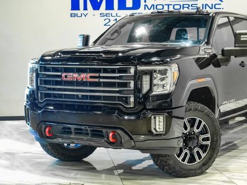 Used 2020 GMC Sierra 2500 AT4 w/ AT4 Premium Package AWD/4WD image 7