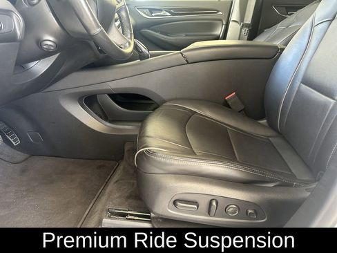 Used 2021 Buick Enclave Avenir w/ Avenir Technology Package image 15